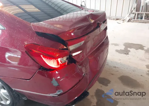 2019 Honda Accord Lx z USA, uszkodzony, nr VIN 1HGCV1F17KA042782